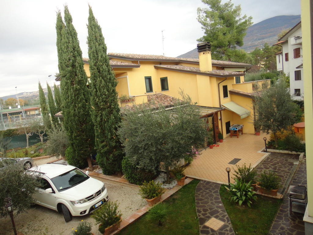 Hostal Residenza Cieloterra Rivotorto Exterior foto