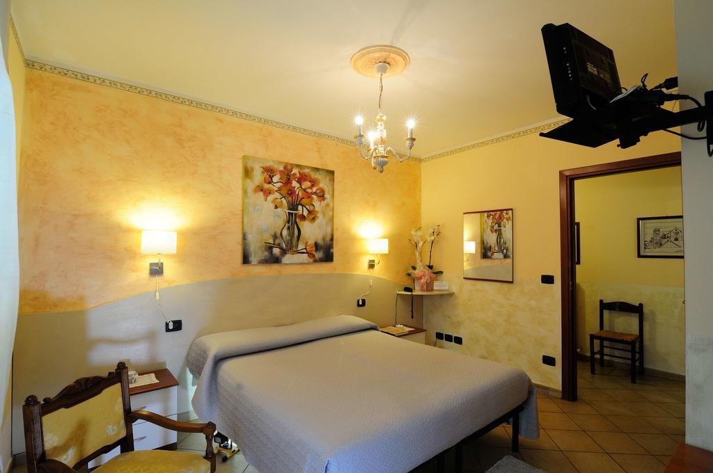 Hostal Residenza Cieloterra Rivotorto Exterior foto